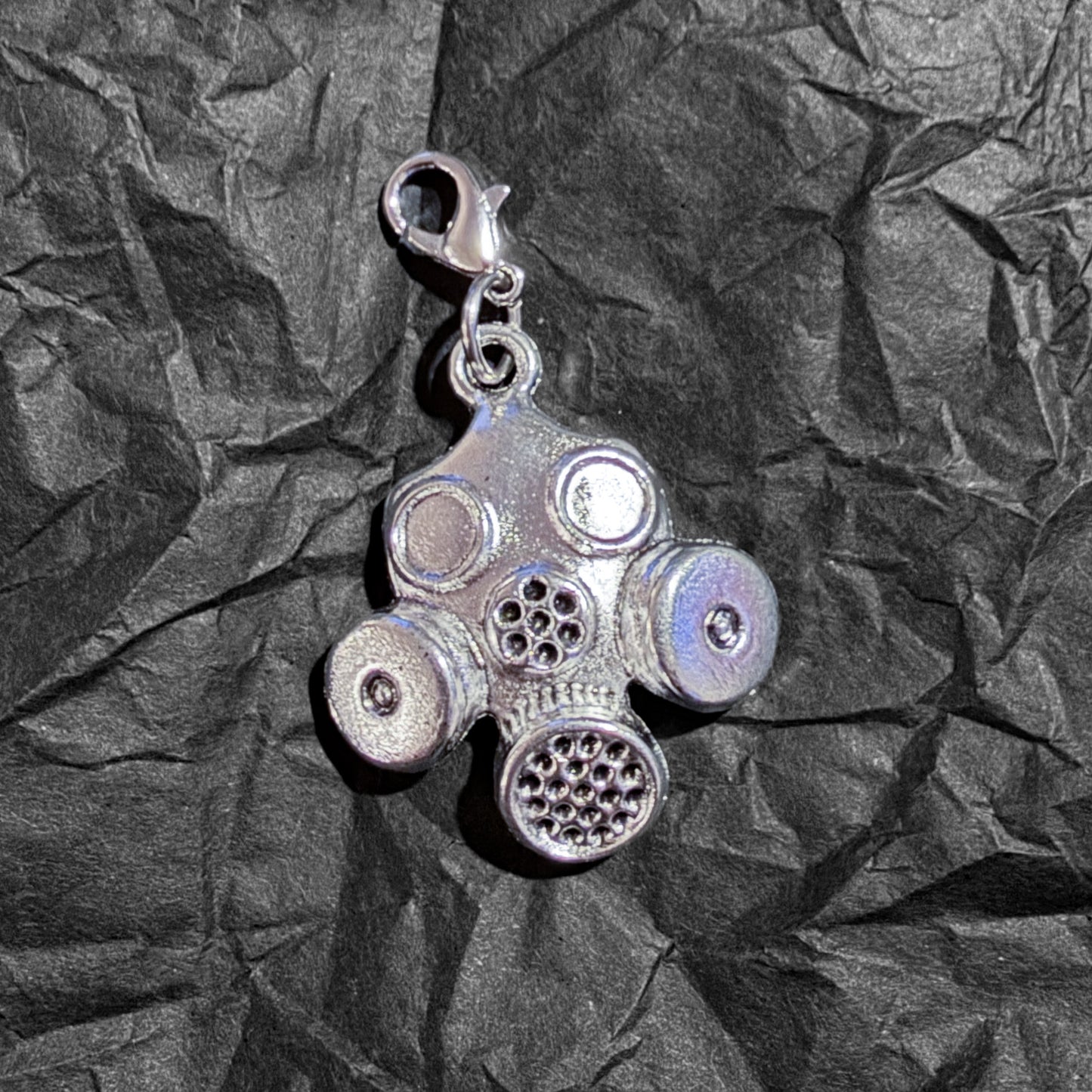 Necklace charm - Gas mask